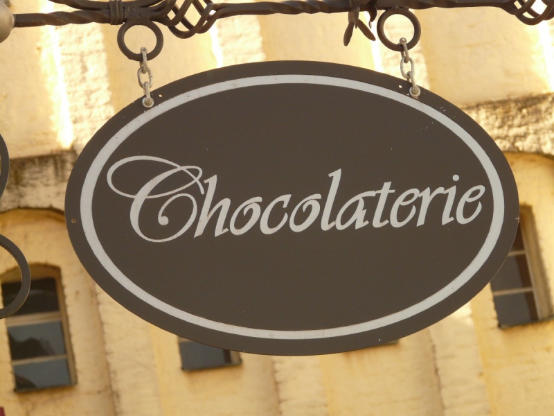 chocolaterie-LA BOLLENE VESUBIE-min_cafe_shield_chocolaterie_samurai_gasthof_eat-1360721